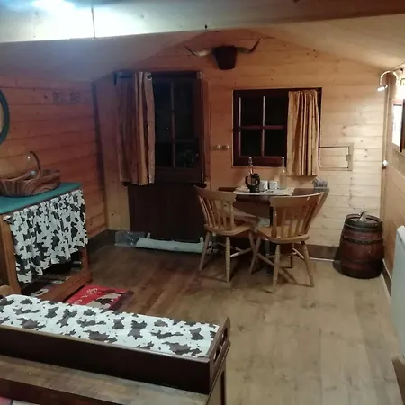 La Valise A Cheval Mezieres-sur-Ponthouin
